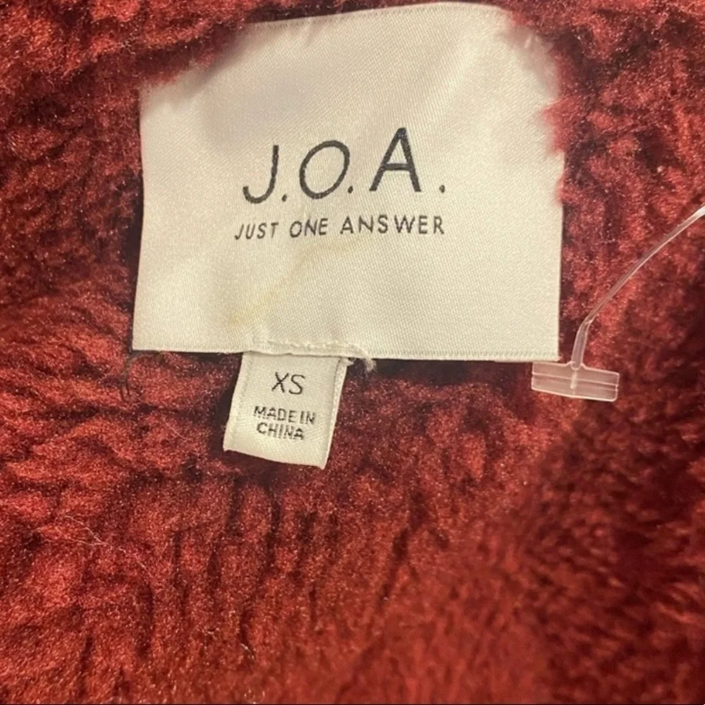 NEW J.O.A. x REVOLVE Red Patent Leather Belted Fleece Lined Jacket, Size XS - Picture 5 of 8